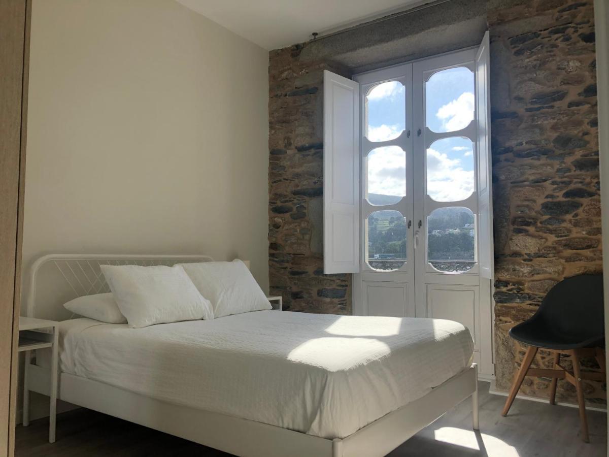 Noray Apartamentos 比韦罗 外观 照片